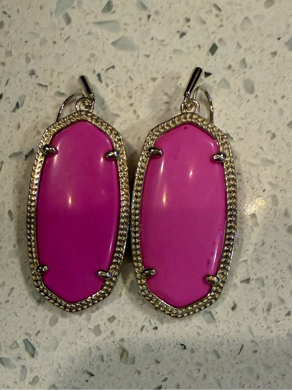Kendra Scott Bright Pink Elle Drop Earrings in Gold